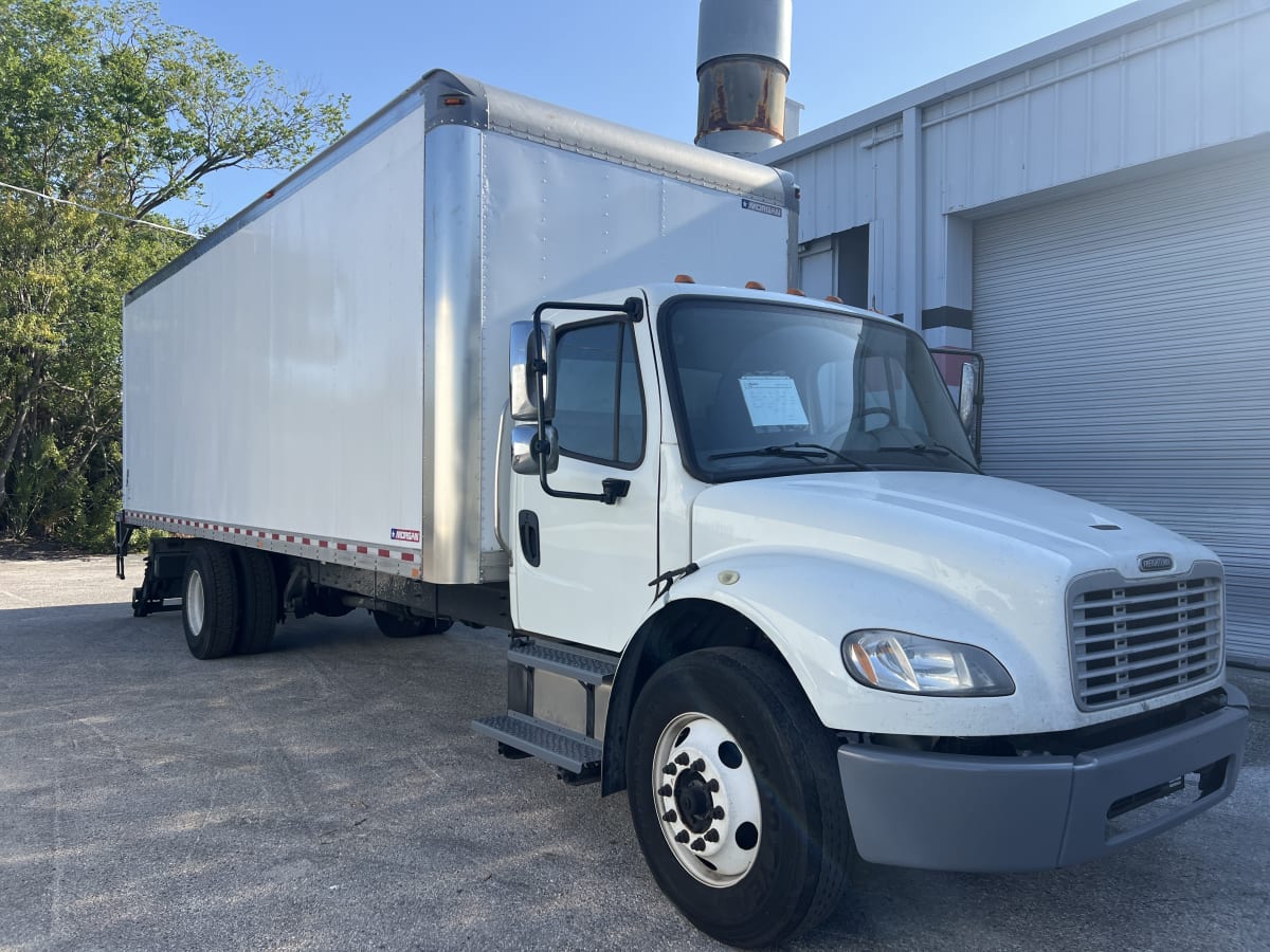 2018 Freightliner/Mercedes M2 106 775355