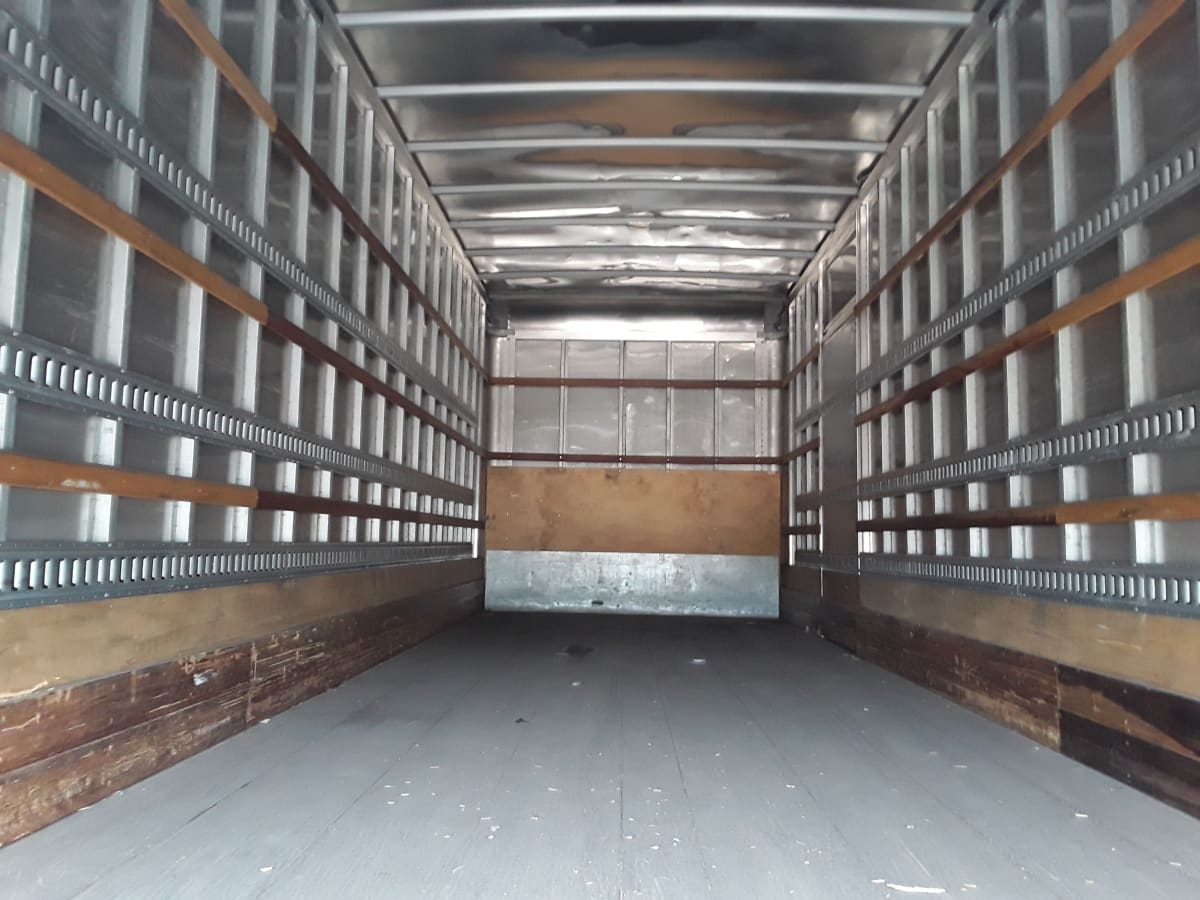 2018 Freightliner M2 106 775673