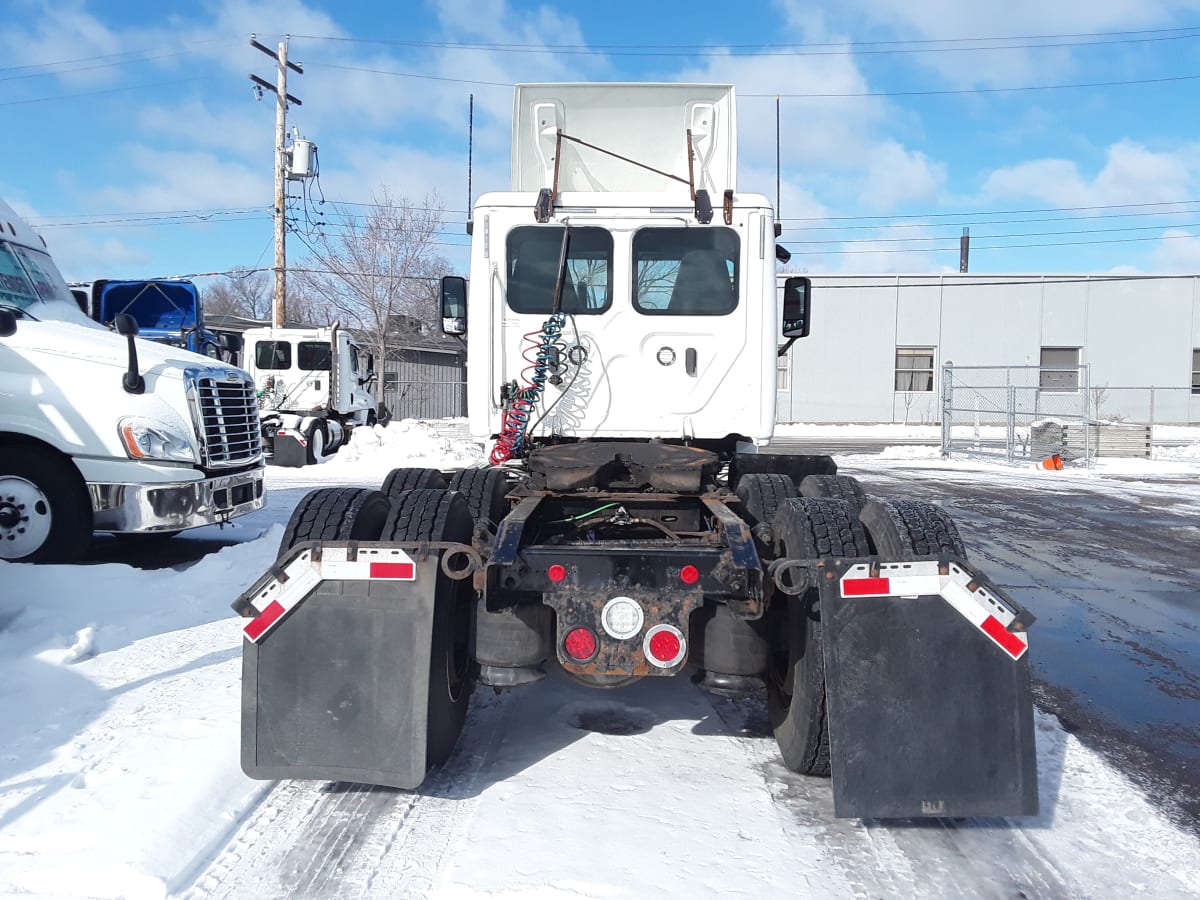 2018 Freightliner/Mercedes CASCADIA 125 775701