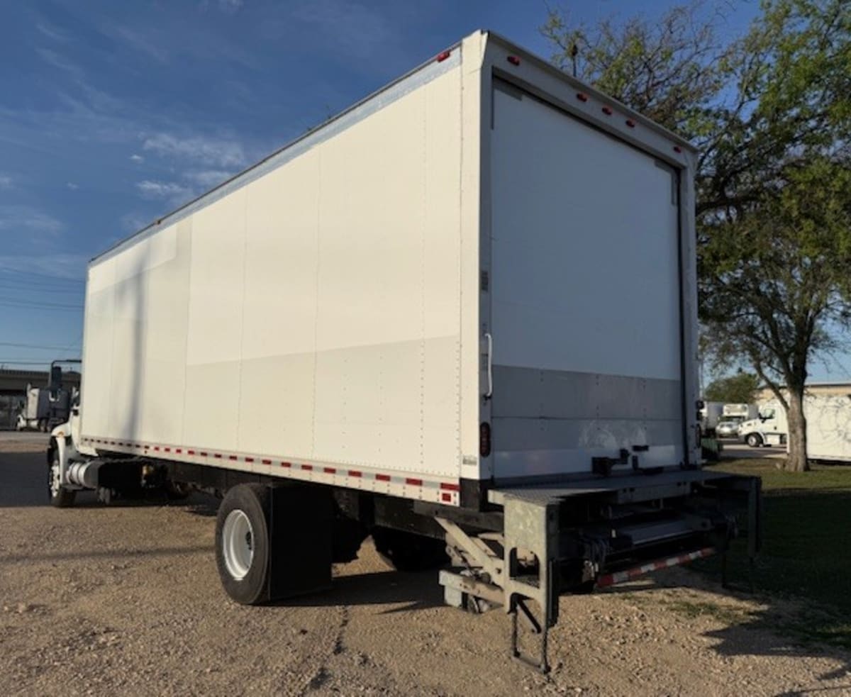 2018 Navistar International 4300 776068