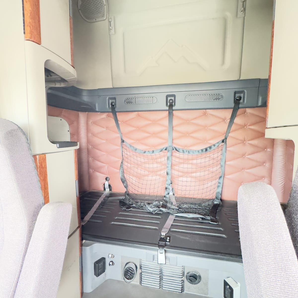 2018 Freightliner/Mercedes CASCADIA 125 776096