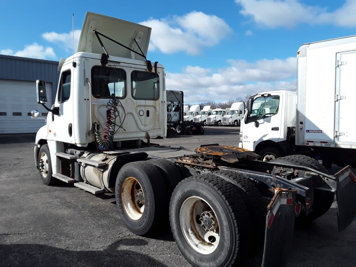 2018 Freightliner/Mercedes CASCADIA 125 776145