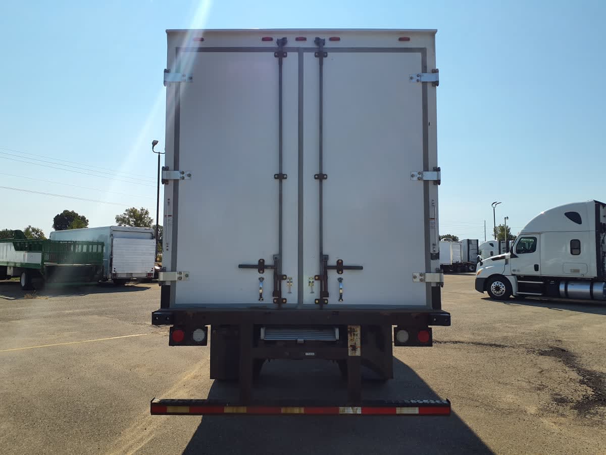 2018 Freightliner M2 106 776458