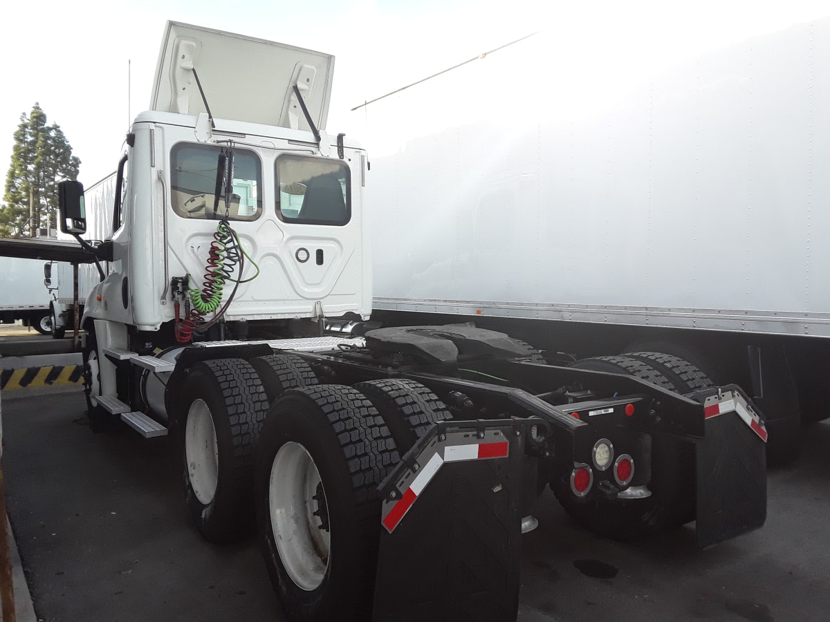 2018 Freightliner - image 6