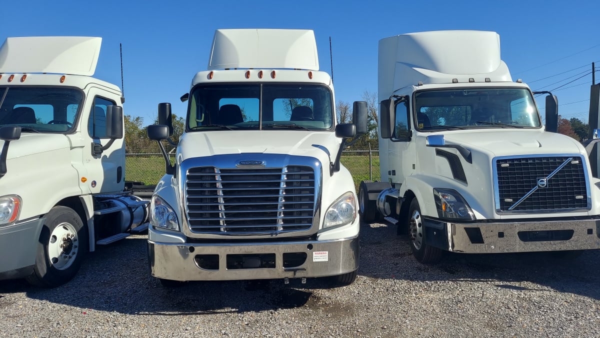 2018 Freightliner/Mercedes CASCADIA 776615