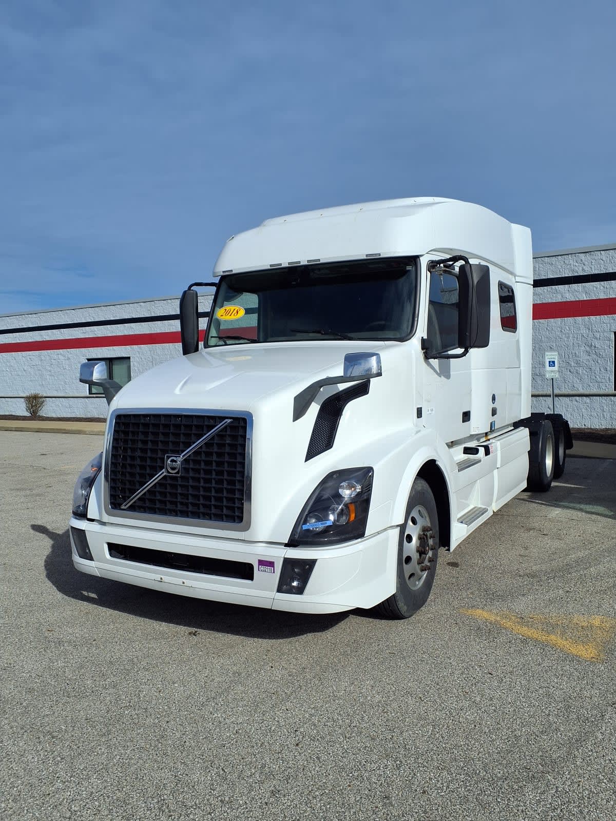2018 Volvo VNL64T-730 776665