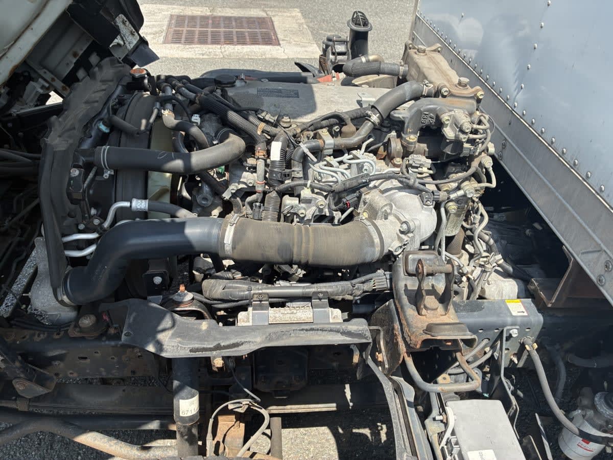 2018 Isuzu NPR HD 776944