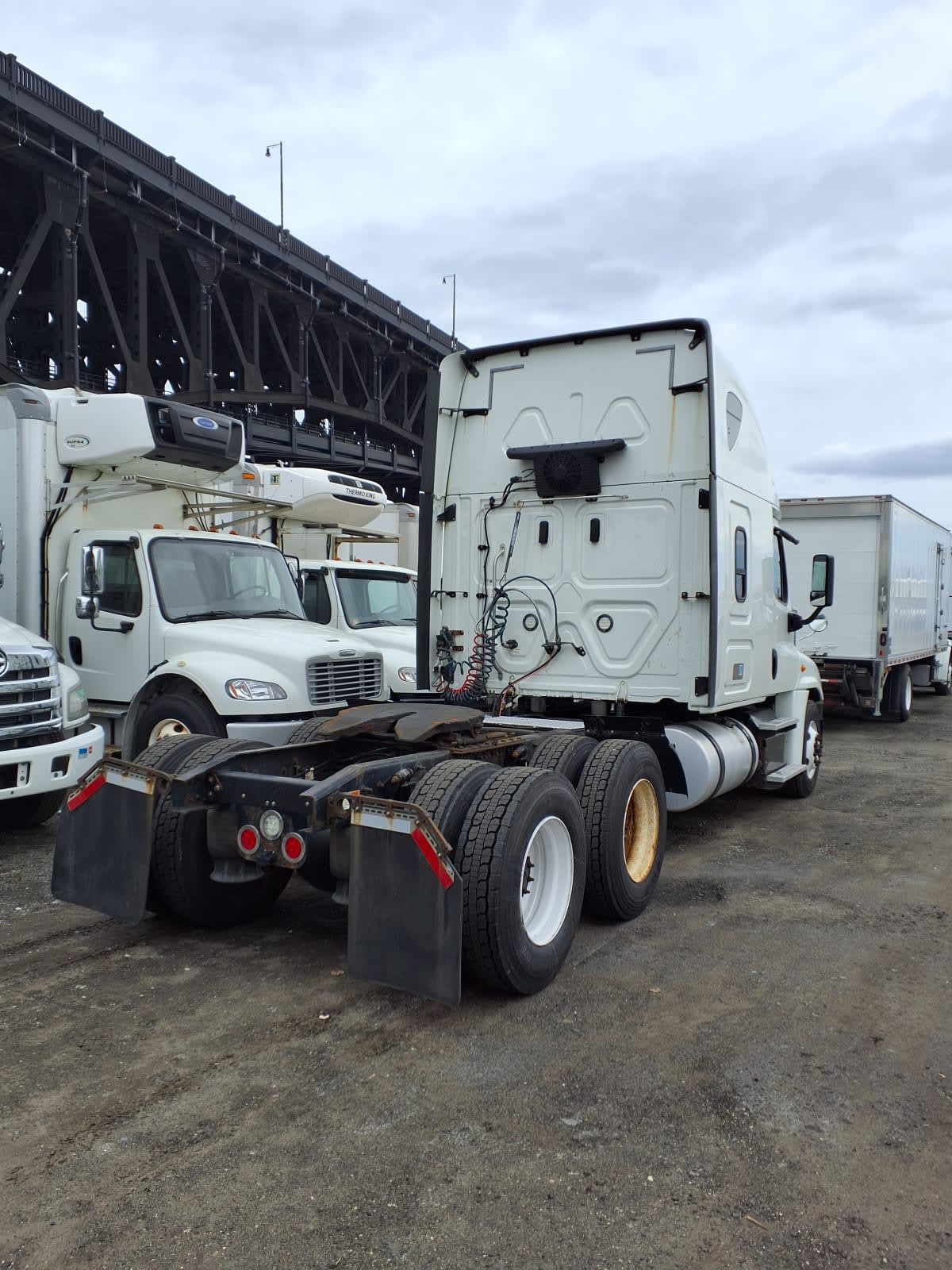 2018 Freightliner - image 4