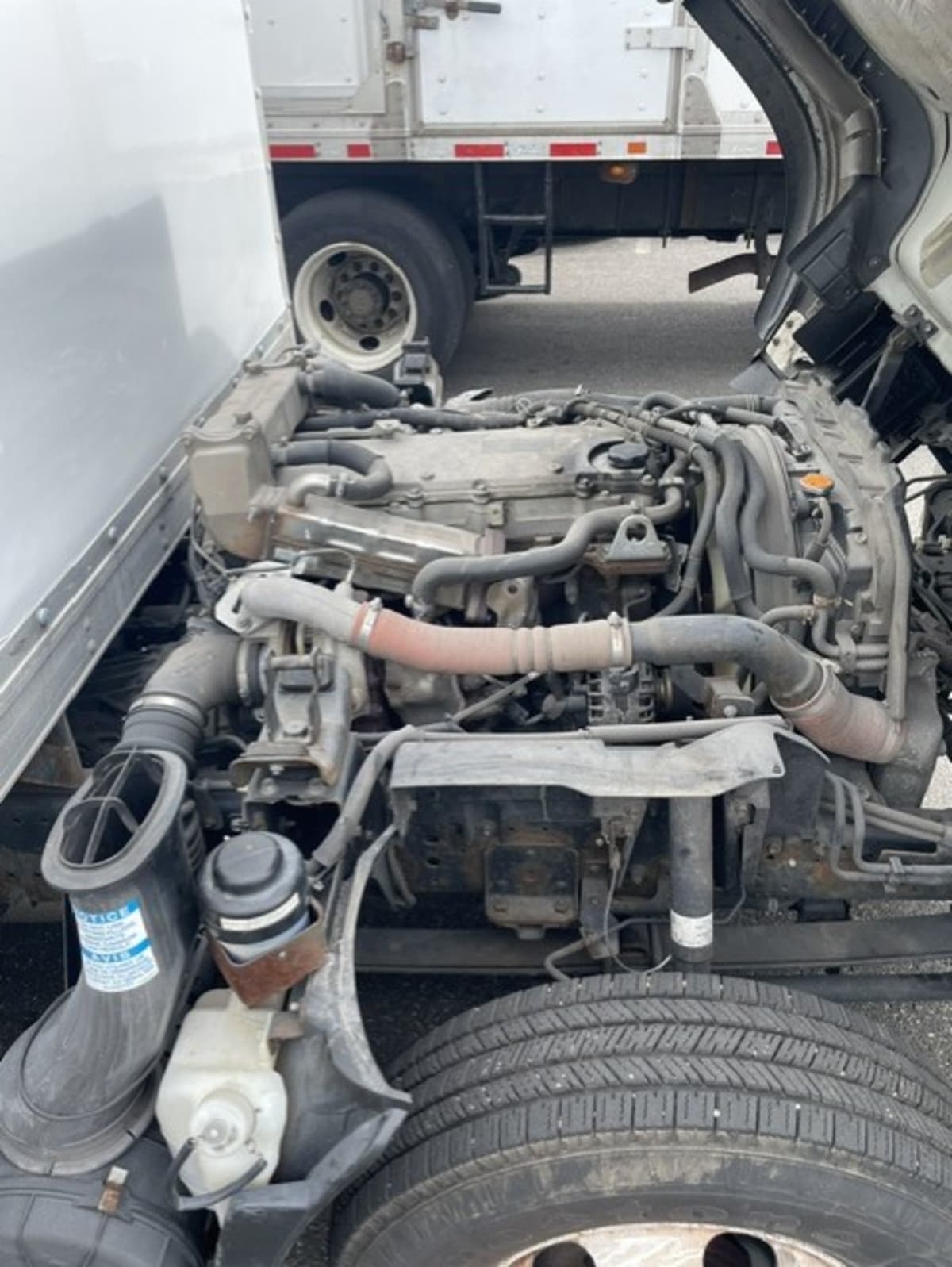 2018 Isuzu NPR HD 777025
