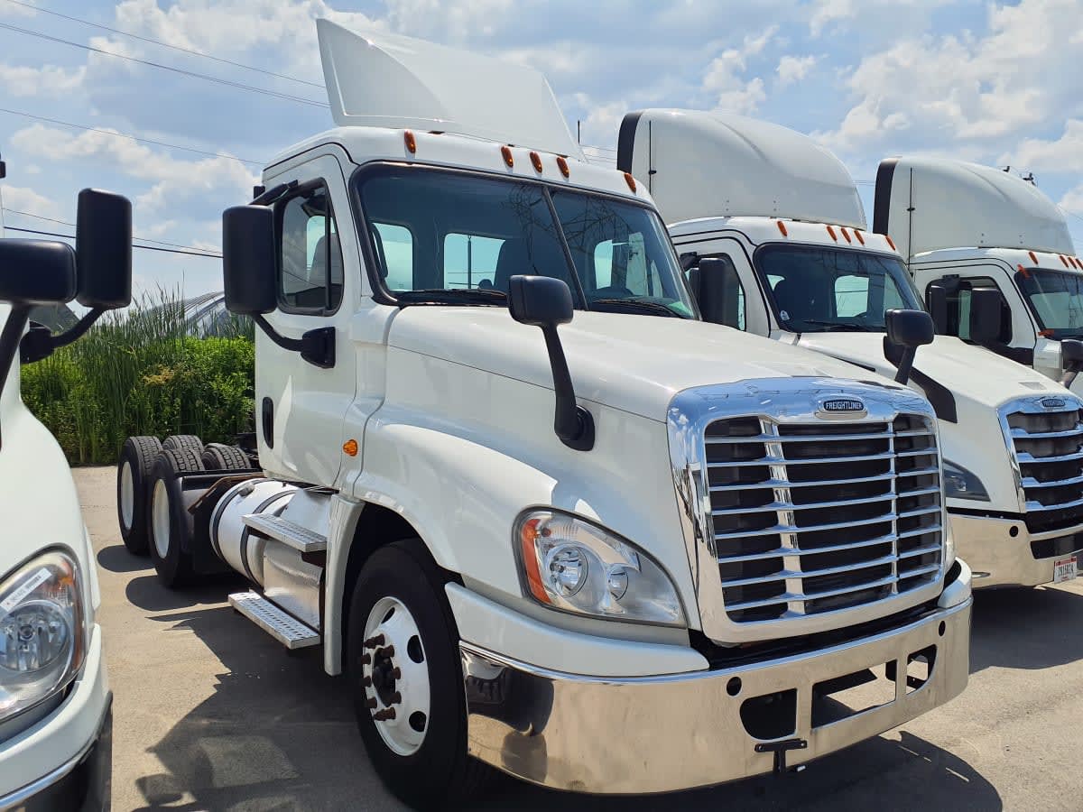 2018 Freightliner CASCADIA 125 777117