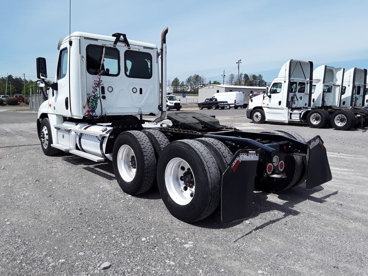 2018 Freightliner/Mercedes CASCADIA 125 777227