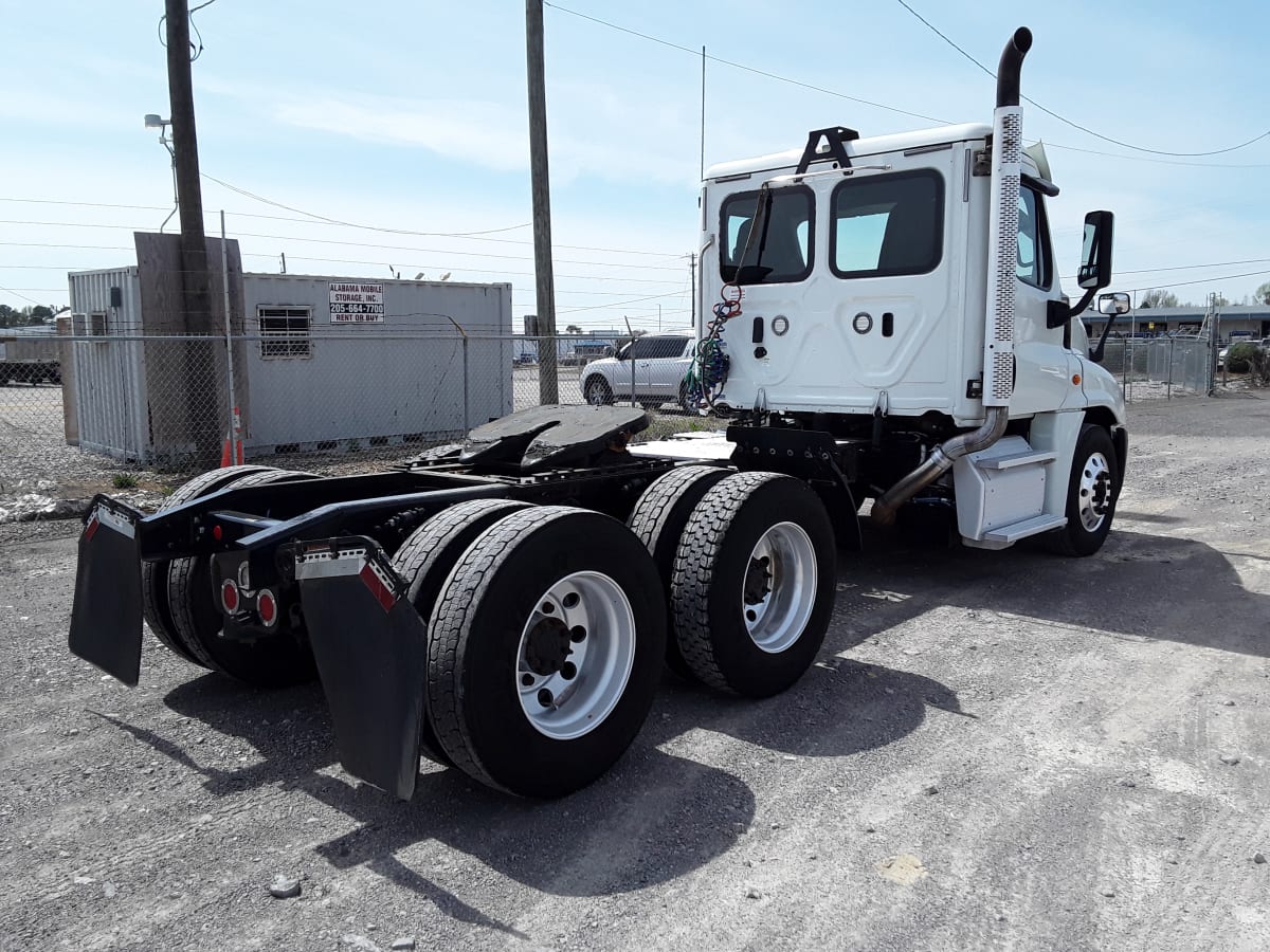 2018 Freightliner/Mercedes CASCADIA 125 777227