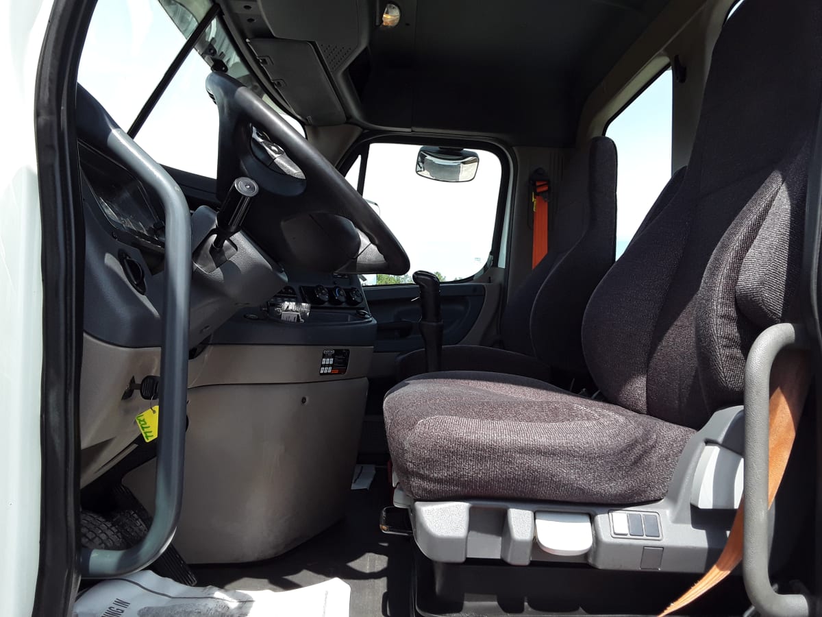 2018 Freightliner/Mercedes CASCADIA 125 777227