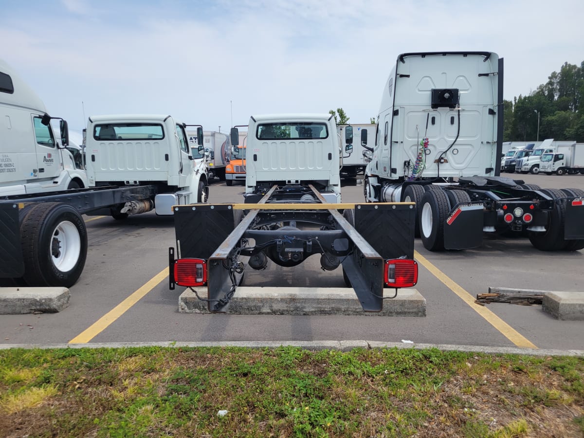 2018 Freightliner/Mercedes M2 106 777440