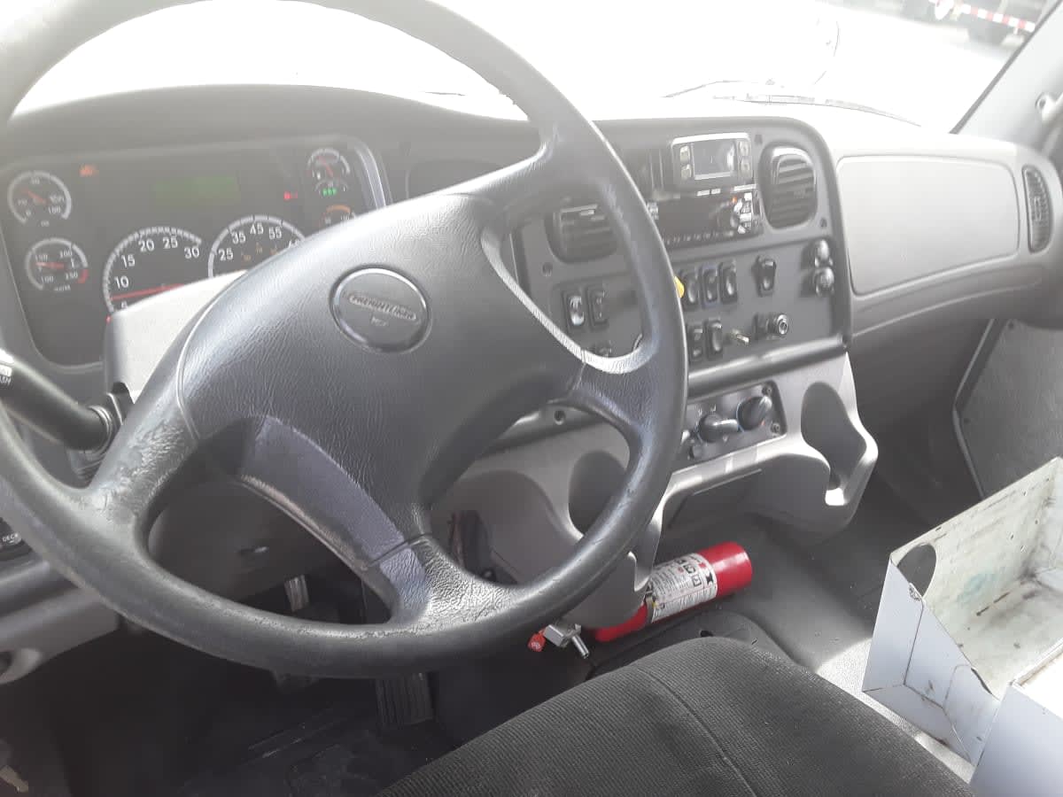 2018 Freightliner/Mercedes M2 106 777451