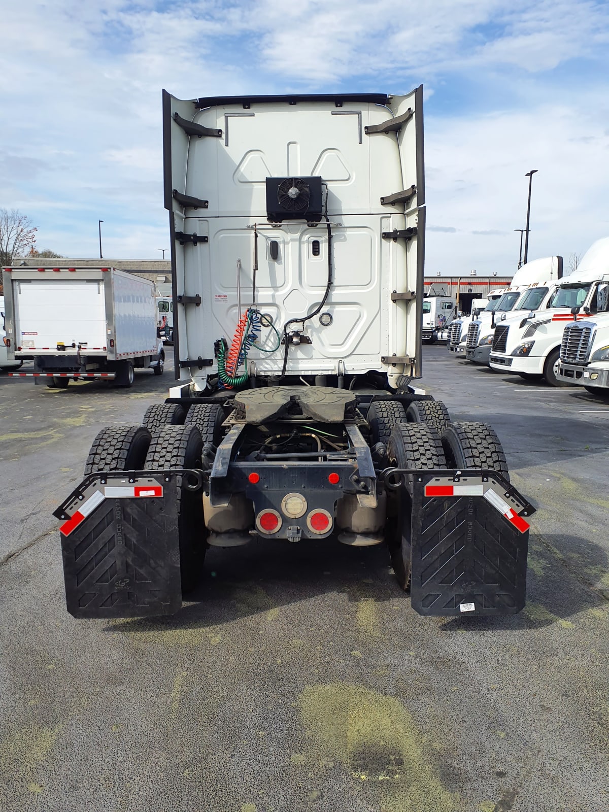 2018 Freightliner/Mercedes CASCADIA 125 777739