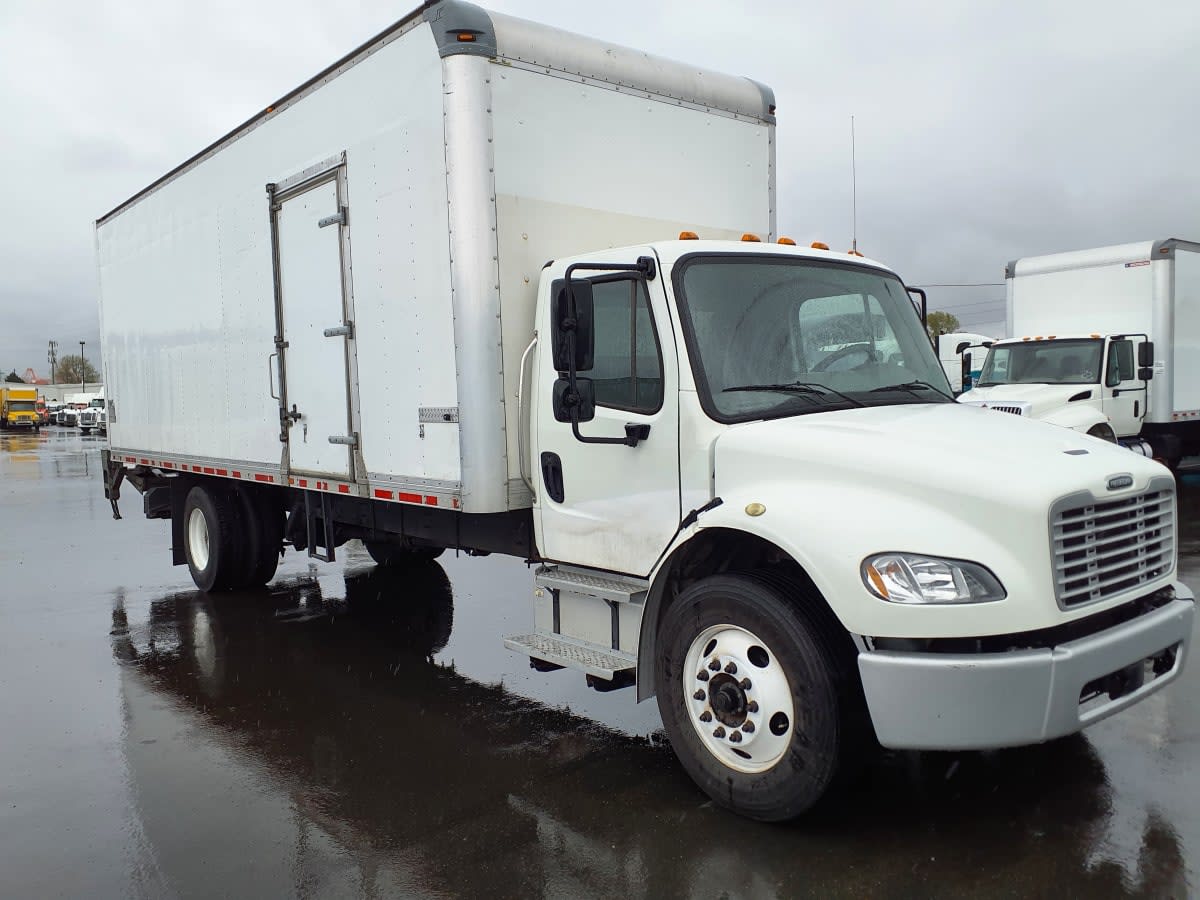 2018 Freightliner/Mercedes M2 106 777824