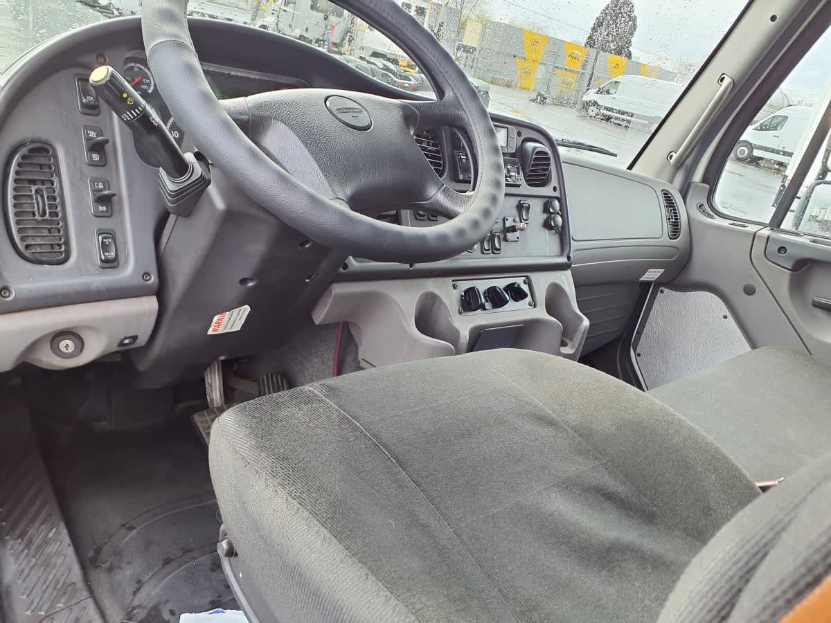 2018 Freightliner/Mercedes M2 106 777824