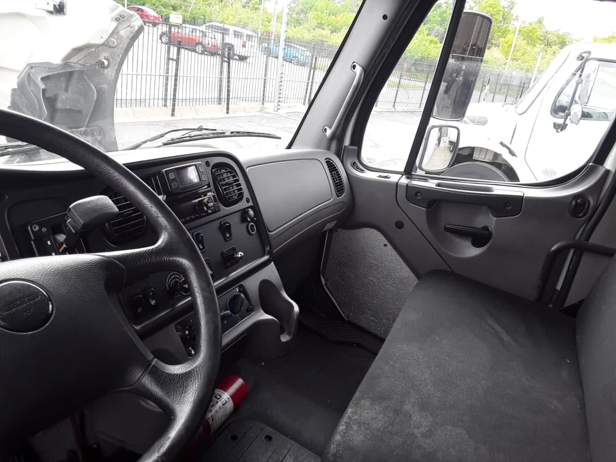 2018 Freightliner/Mercedes M2 106 777848