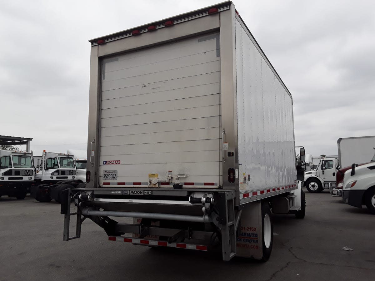 2018 Freightliner M2 106 778048