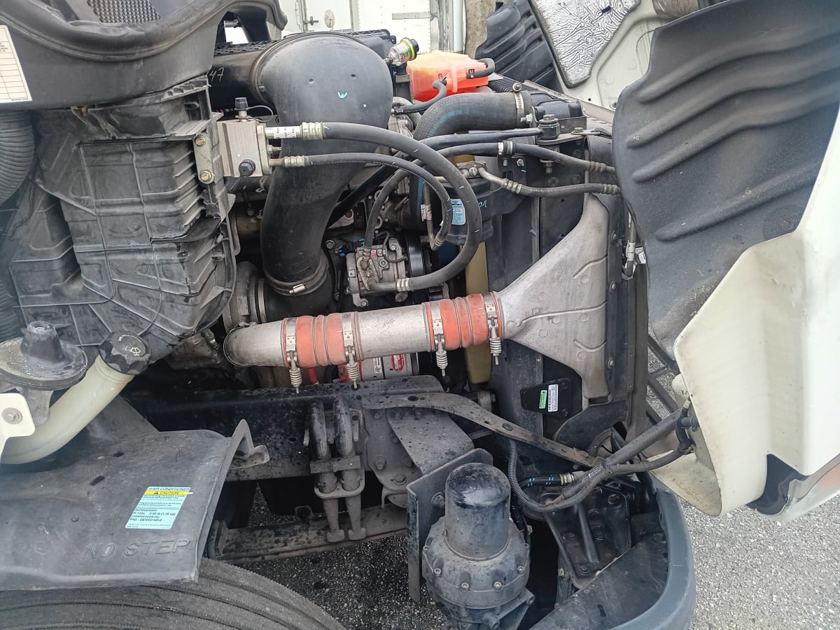 2018 Freightliner - image 9