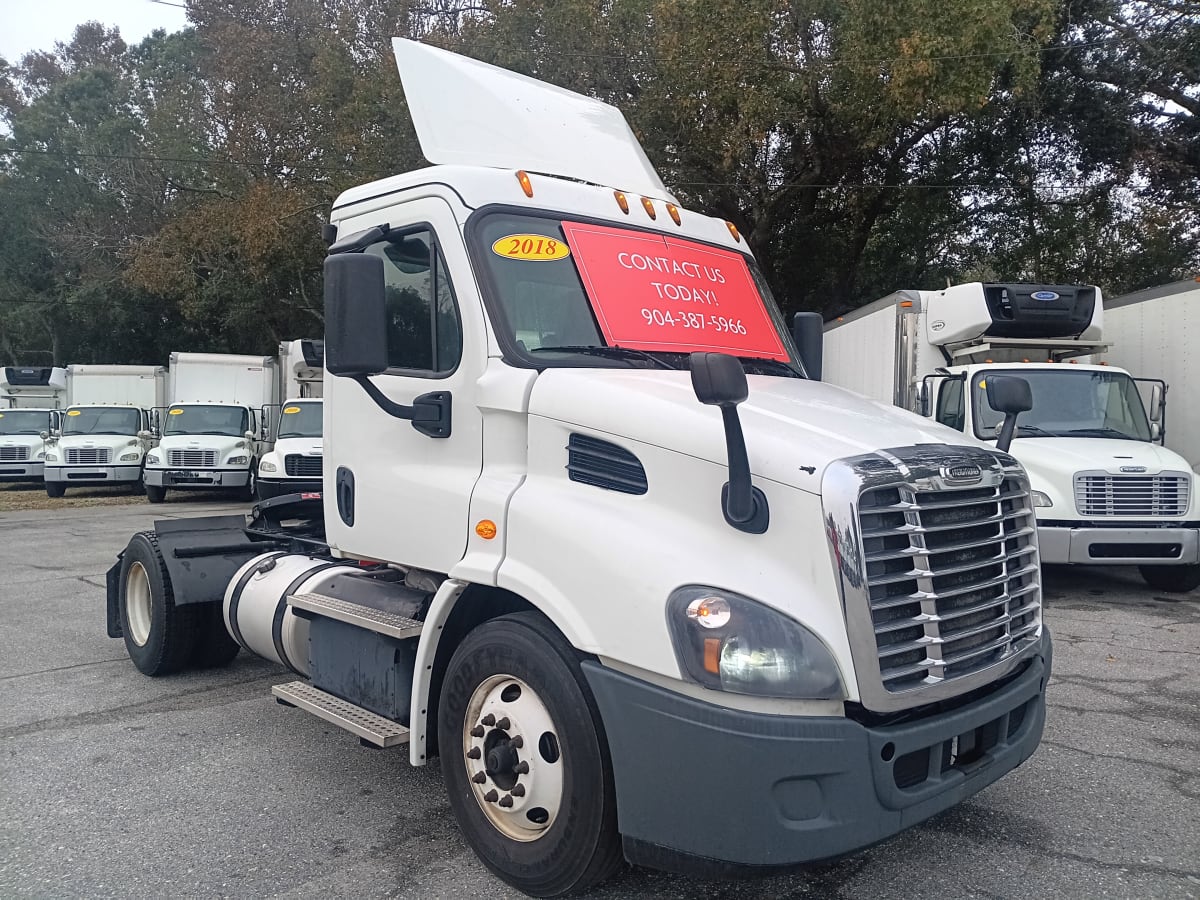 2018 Freightliner - image 3