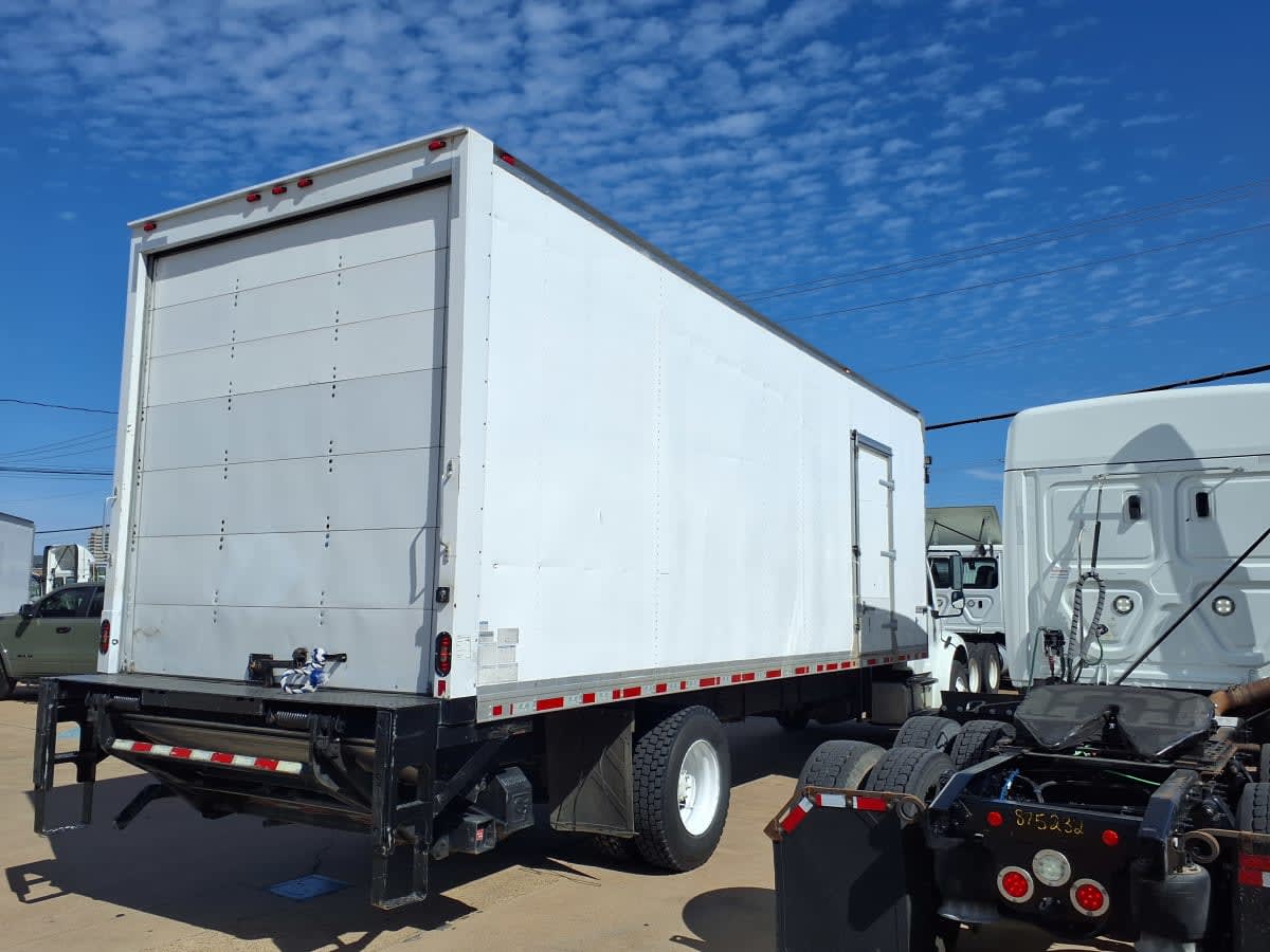 2018 Freightliner/Mercedes M2 106 778495