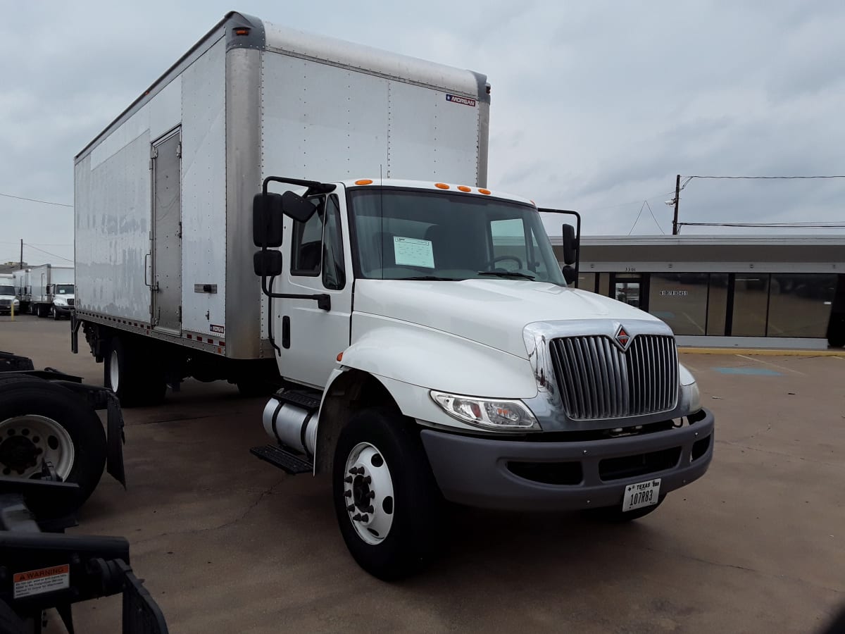 2018 Navistar International 4300 778533