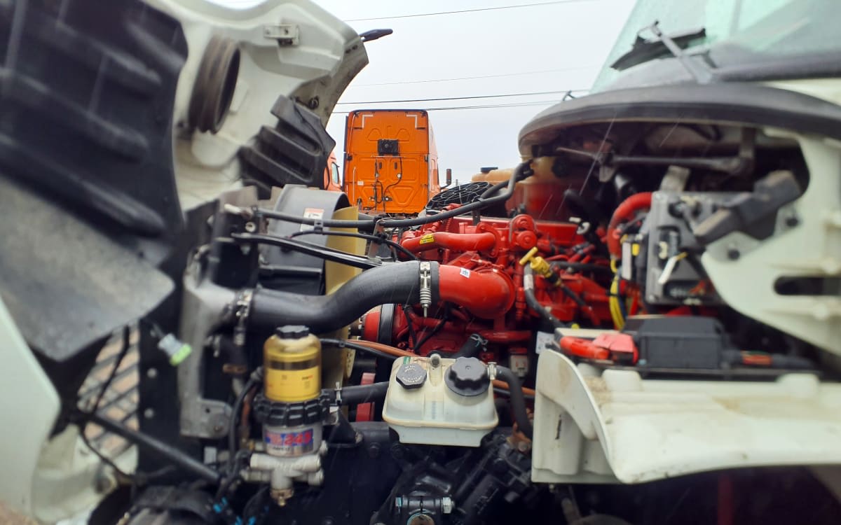 2018 Freightliner M2 106 - image 9