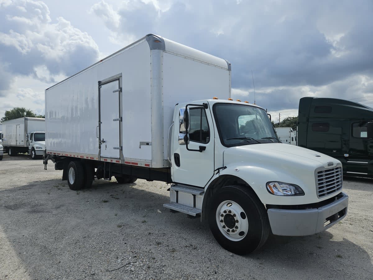2018 Freightliner M2 106 778642