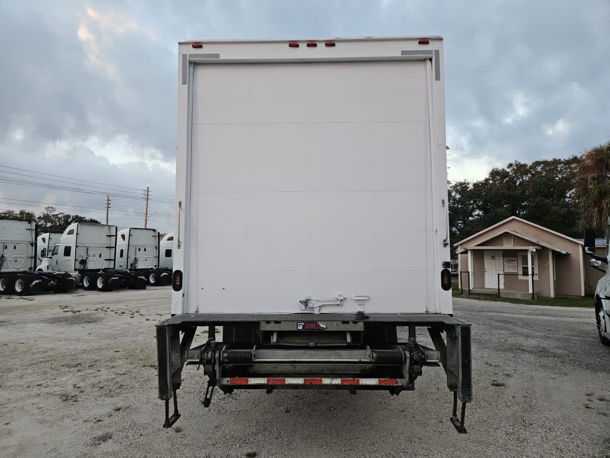 2018 Freightliner/Mercedes M2 106 778651