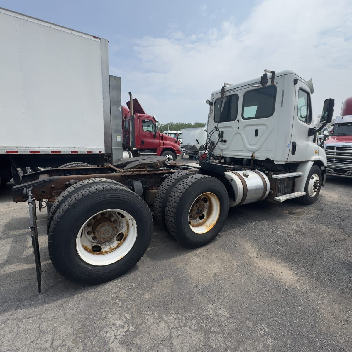 2018 Freightliner - image 4