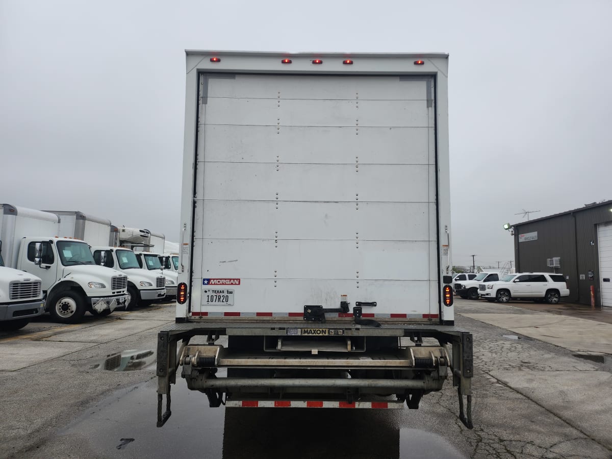 2018 Freightliner/Mercedes M2 106 778840