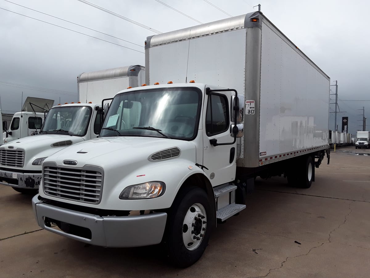 2018 Freightliner/Mercedes M2 106 779066