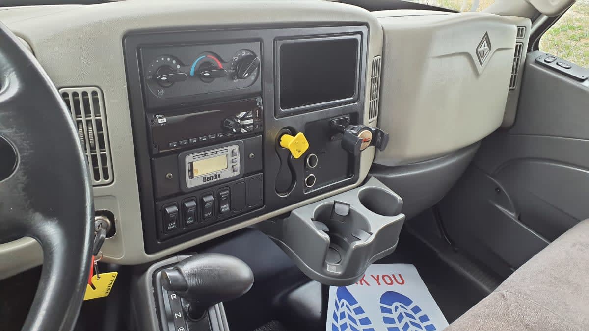 2018 Navistar International 4300 779151