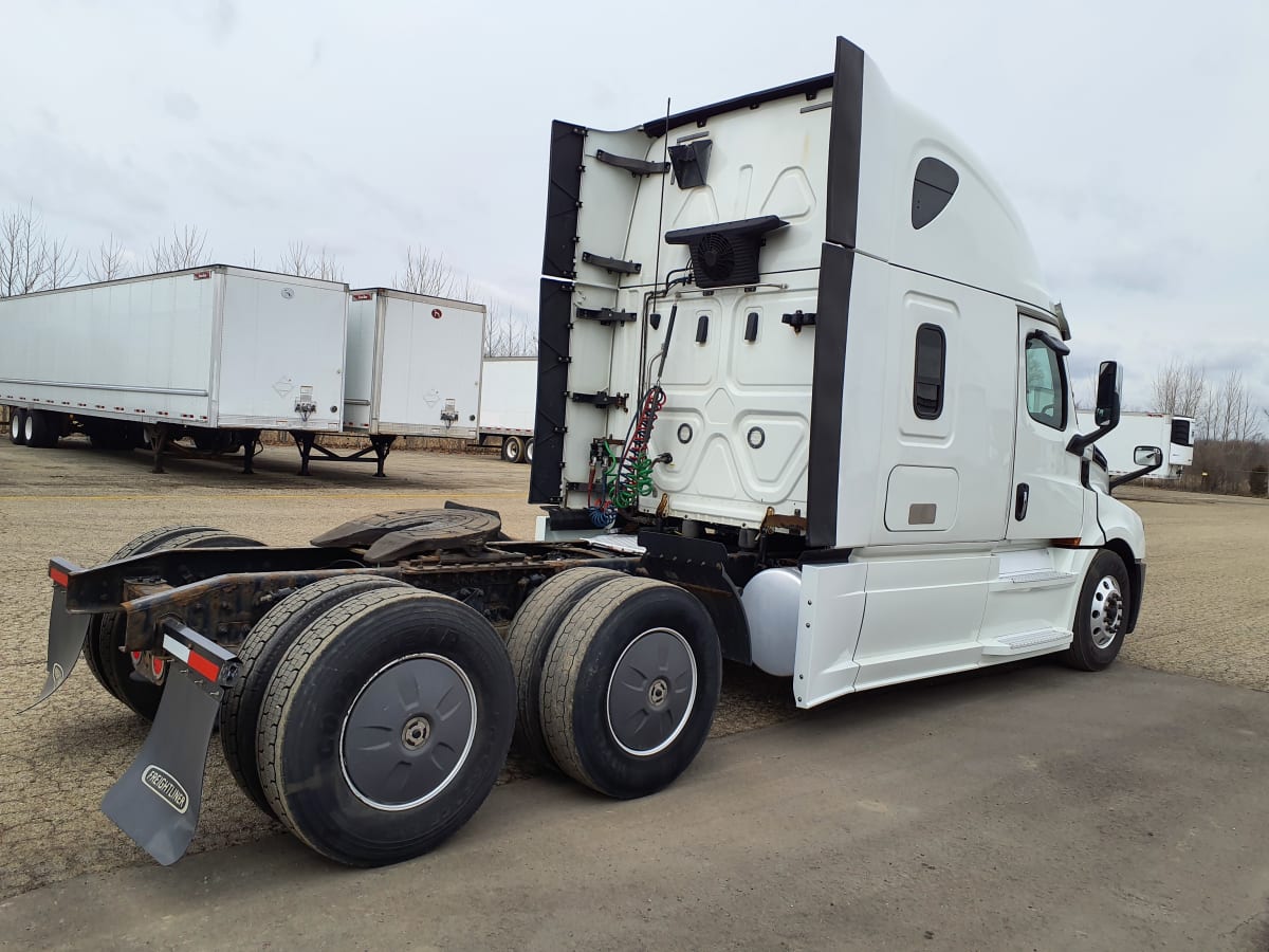 2018 Freightliner/Mercedes NEW CASCADIA PX12664 779205