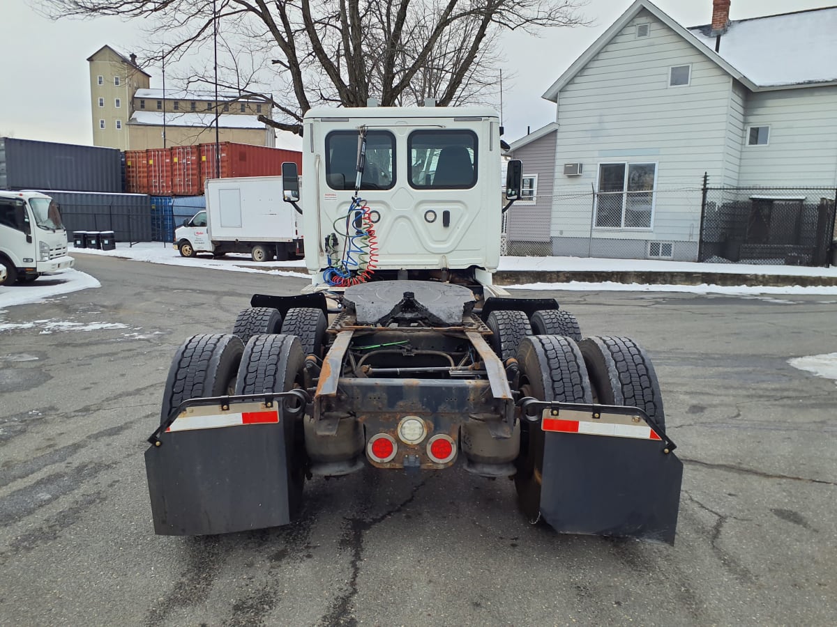 2018 Freightliner/Mercedes CASCADIA 113" DAYCAB 779262