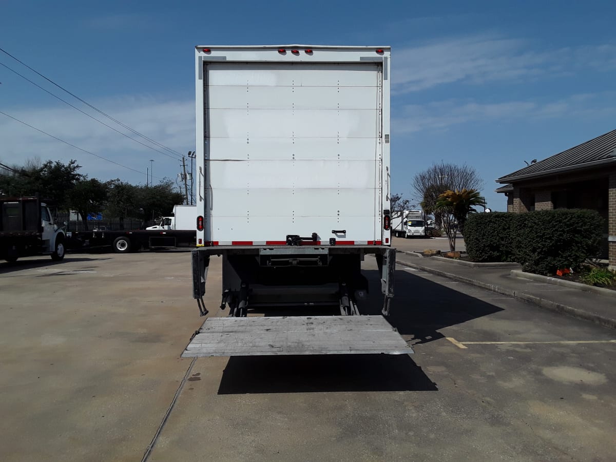 2018 Freightliner/Mercedes M2 106 779383