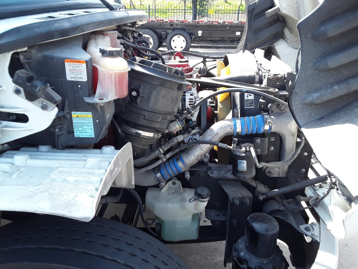 2018 Freightliner/Mercedes M2 106 779383