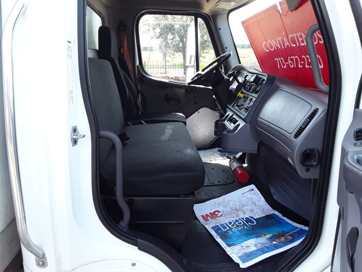 2018 Freightliner/Mercedes M2 106 779383