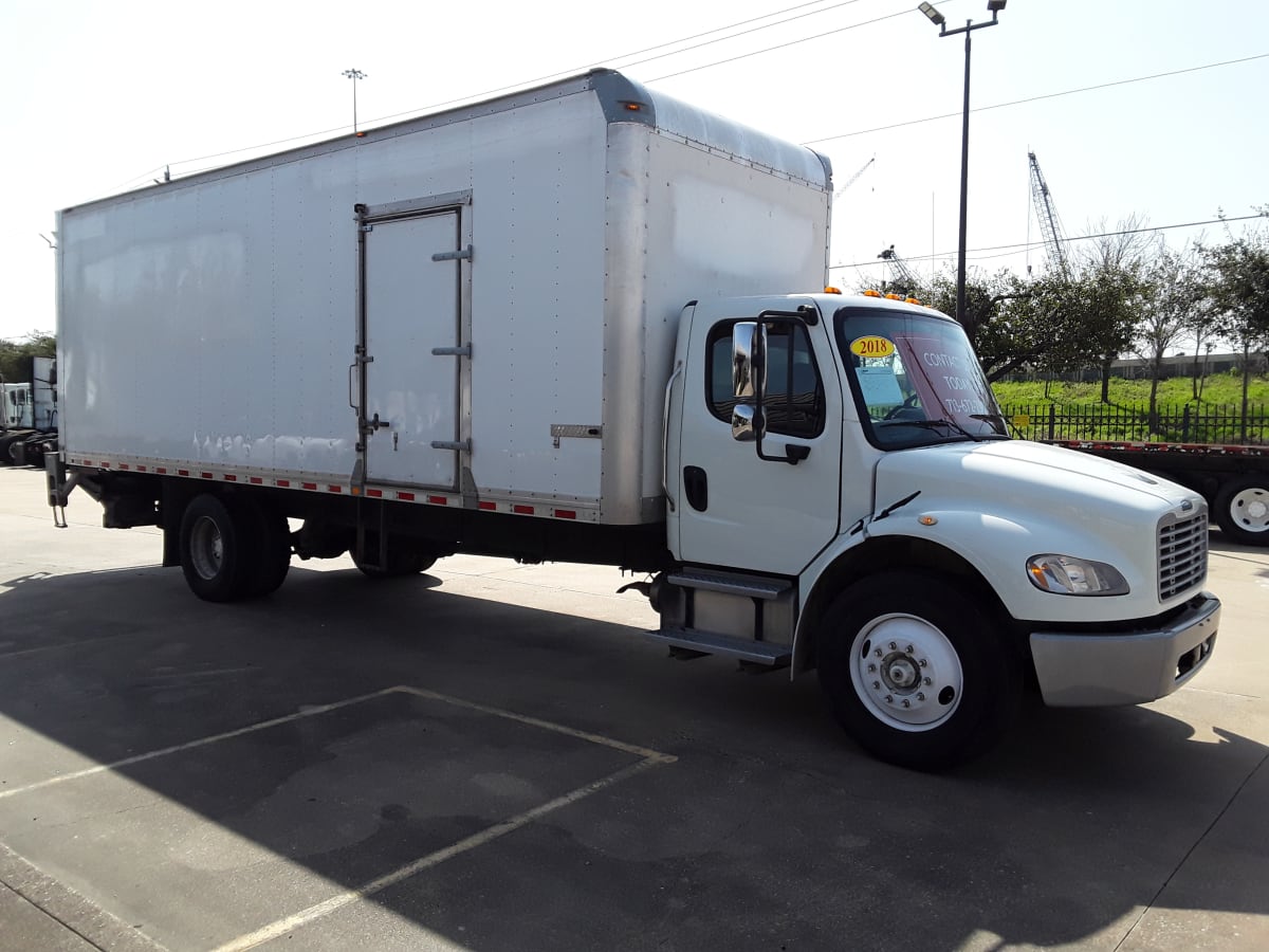 2018 Freightliner/Mercedes M2 106 779383