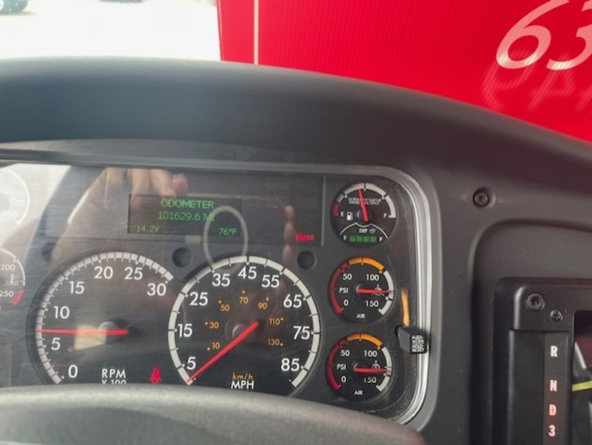 2018 Freightliner M2 106 779584