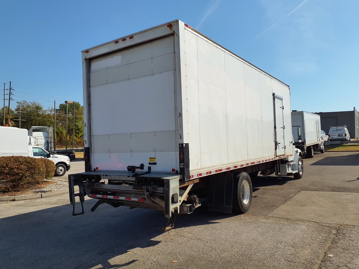 2018 Freightliner/Mercedes M2 106 779615