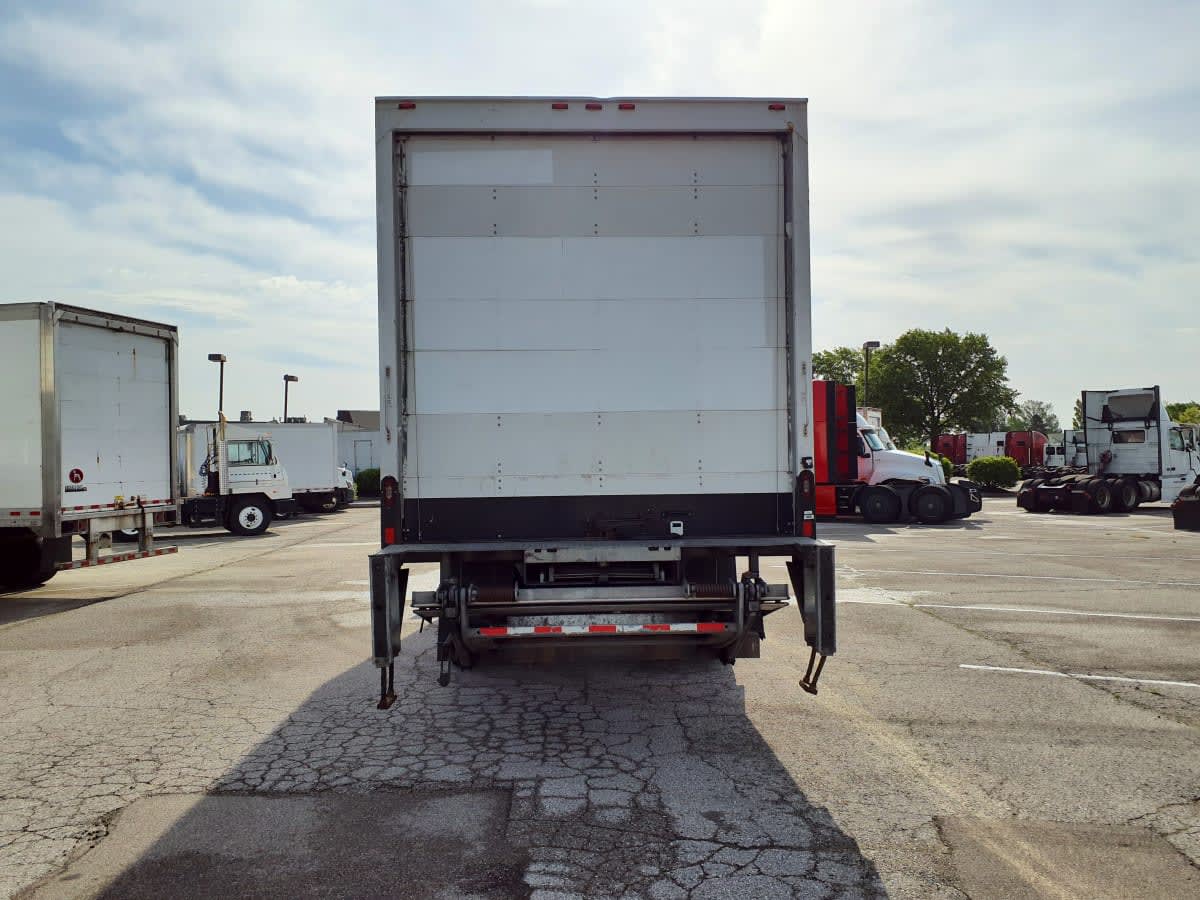2018 Freightliner/Mercedes M2 106 779624