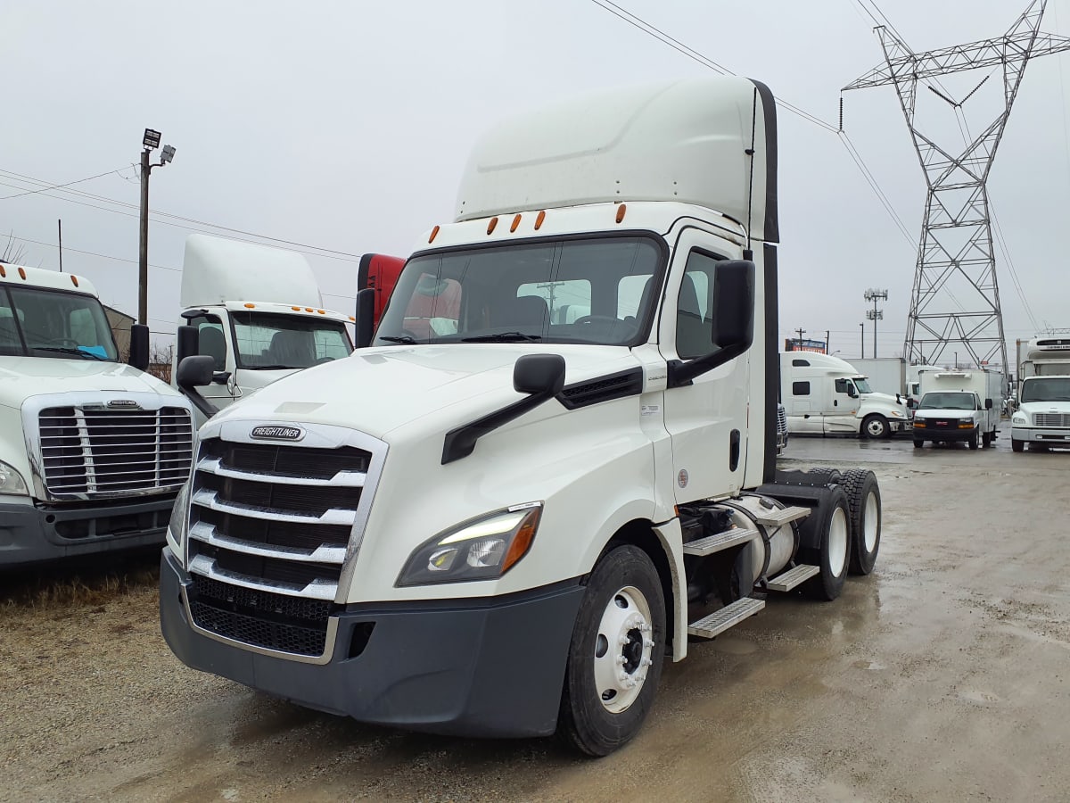 2018 Freightliner/Mercedes NEW CASCADIA PX12664 779675