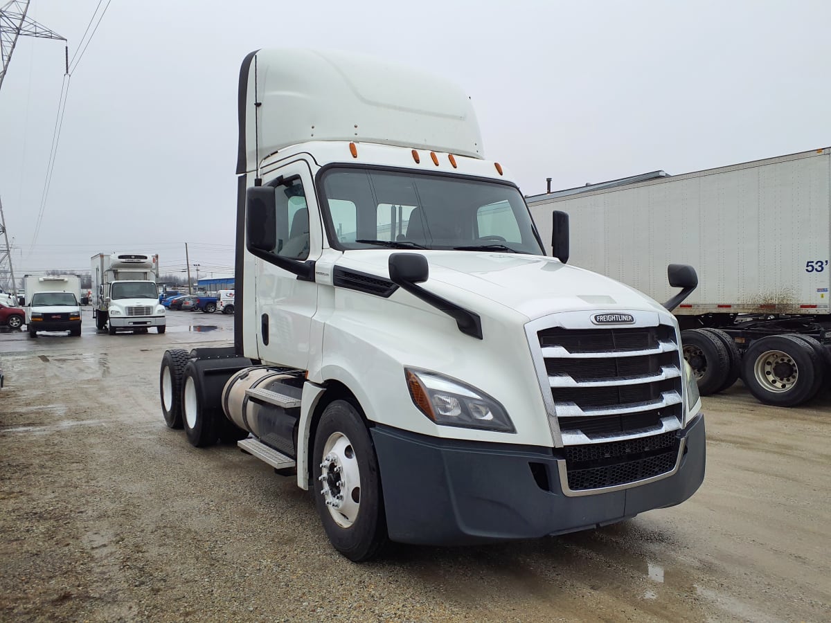 2018 Freightliner/Mercedes NEW CASCADIA PX12664 779675