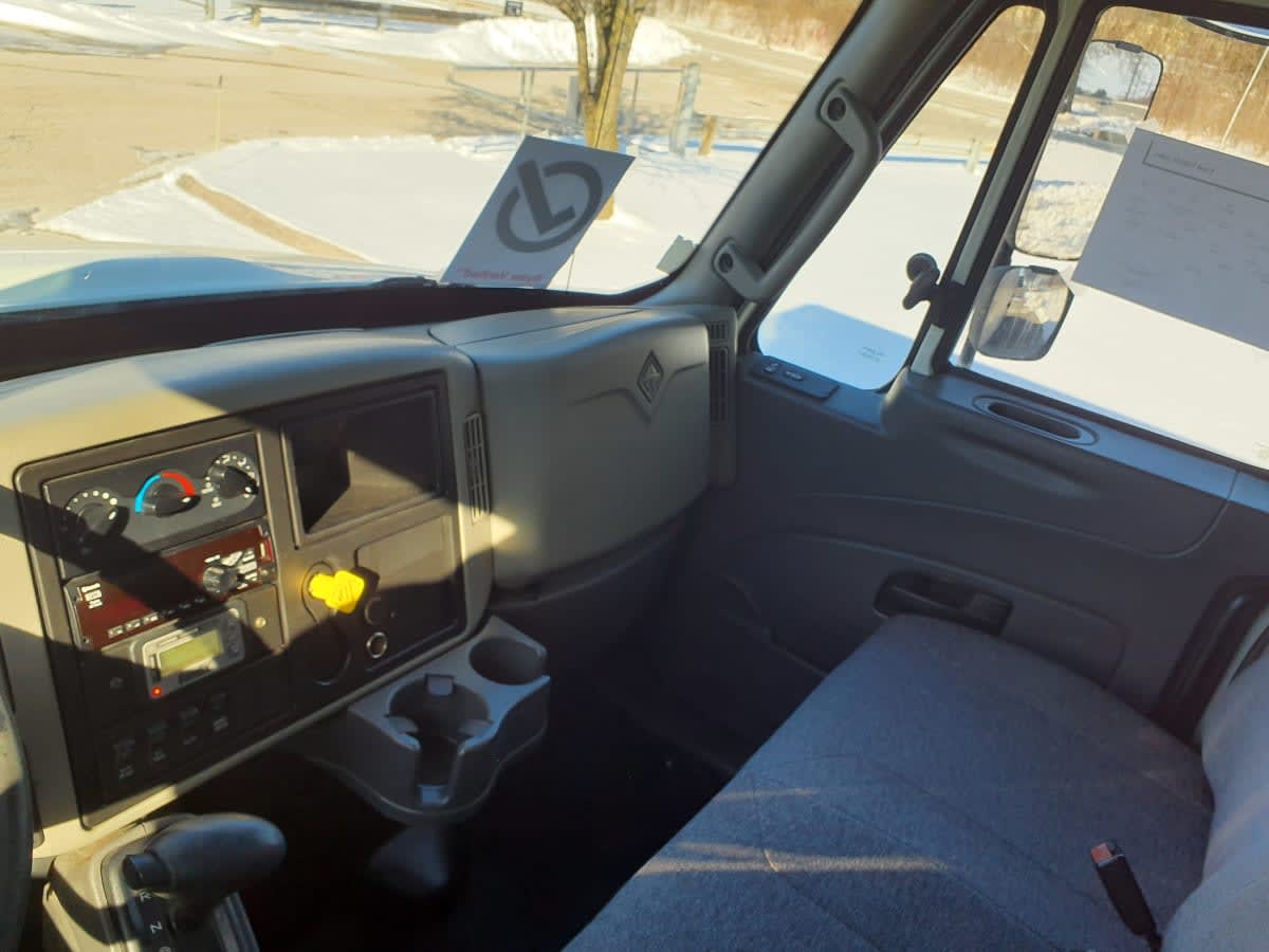 2018 Navistar International 4300 779724