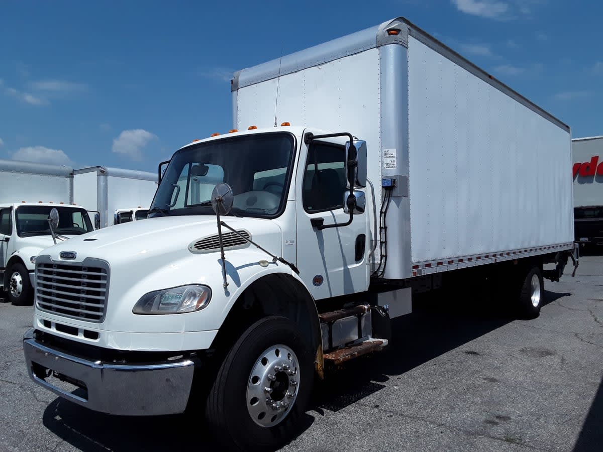 2018 Freightliner M2 106 779744