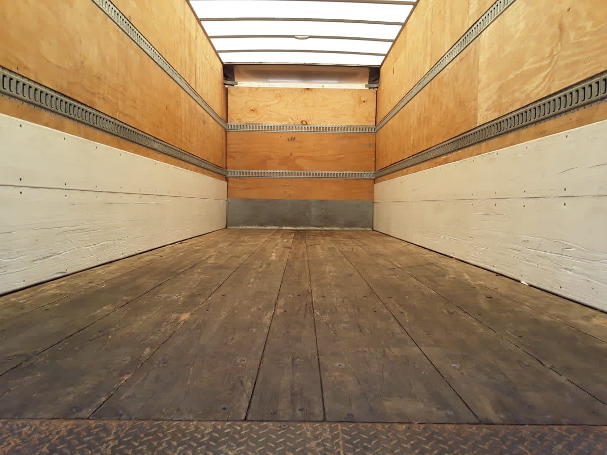 2018 Freightliner M2 106 779744