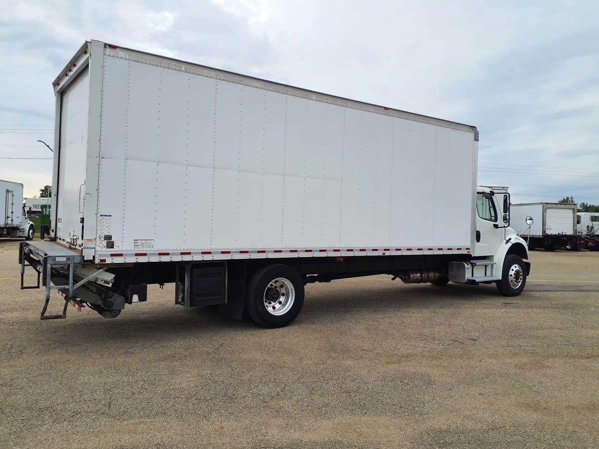 2018 Freightliner M2 106 779893
